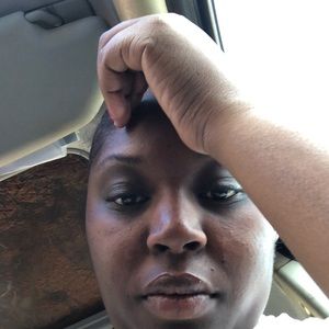 Meet your Posher, Cierra